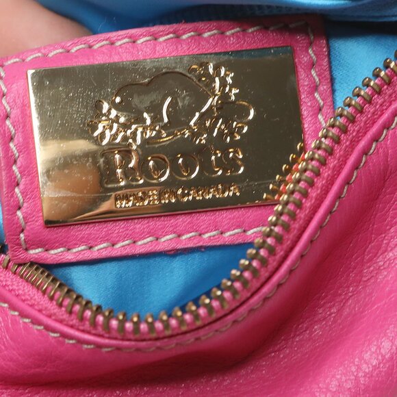 Roots Canada Small Leather Shoulder Bag Pink Pebble Crossbody Tassel Detail - Picture 8 of 12